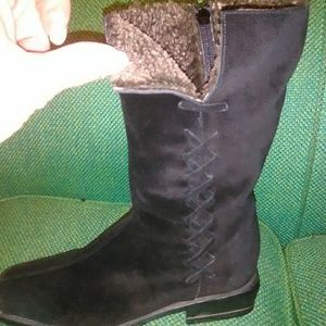 Sherling lined black suade boots